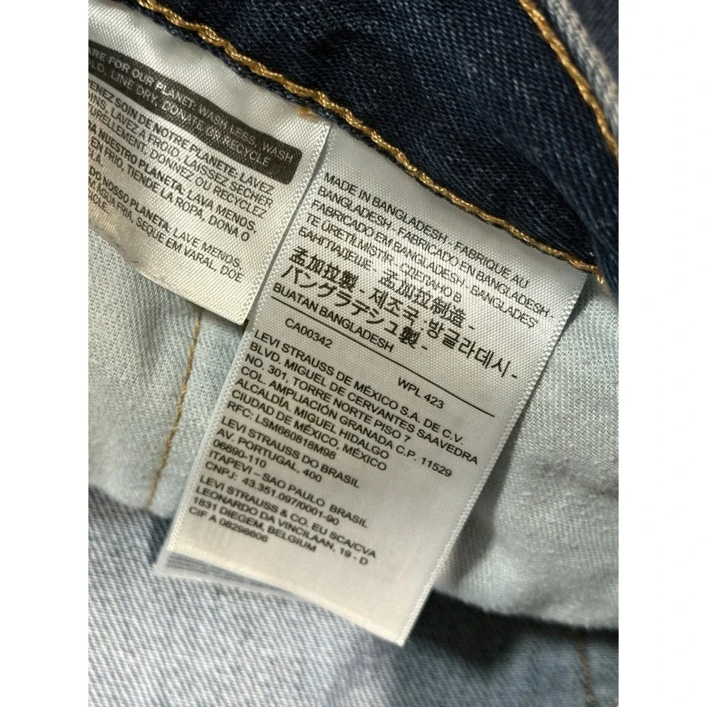 Levis 505 Regular Fit Jeans Mens Size 38x30 Straight Leg Blue Medium Wash Casual